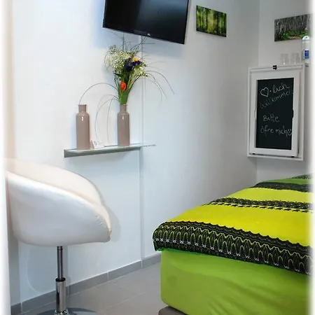 Guest house Gaestehaus Bacchus 3*